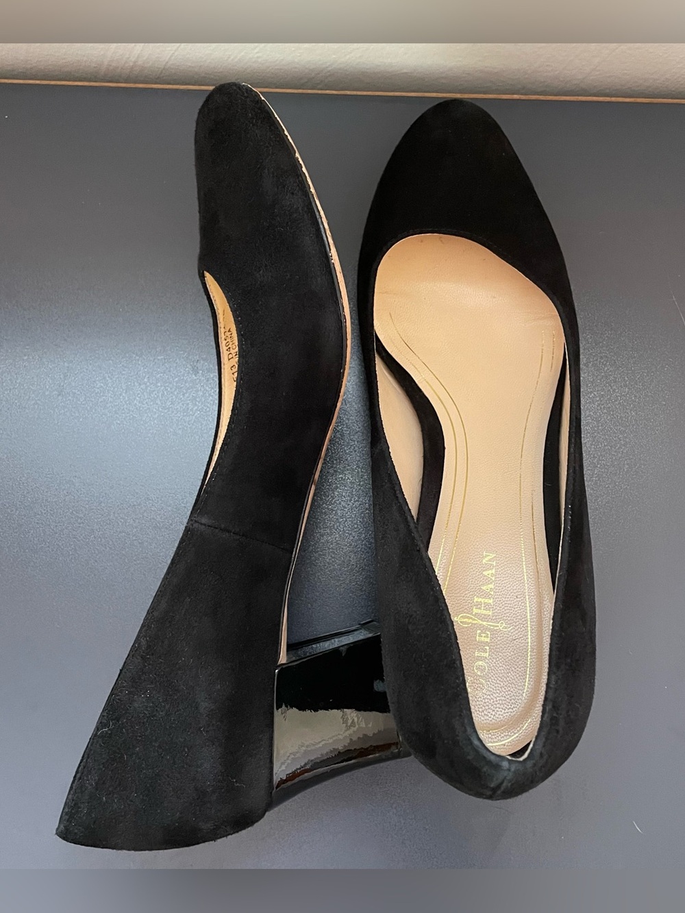 Cole Haan Black Women’s Suede Heels Size 7 - Picture 7 of 15